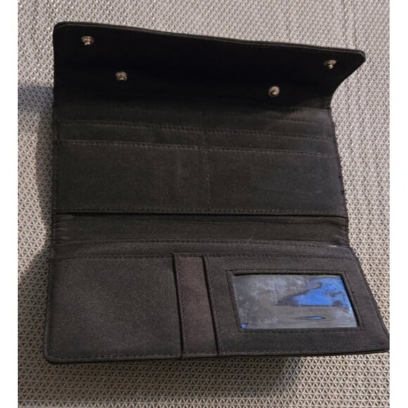 Black Nylon Crossbody Wallet w/ Detachable Strap, Washable & Water‑Resistant - Picture 8 of 9